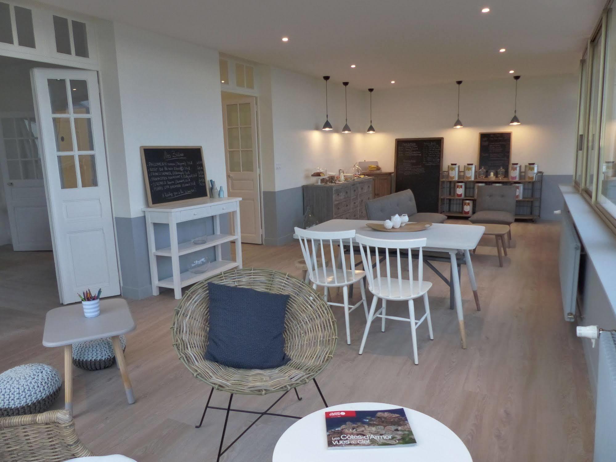Villa Les Hydrangeas Perros-Guirec Exterior photo